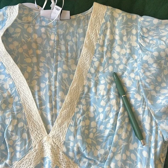 Floral Puff Sleeve Lace Inset Dress-SEE NOTES - Picture 11 of 11